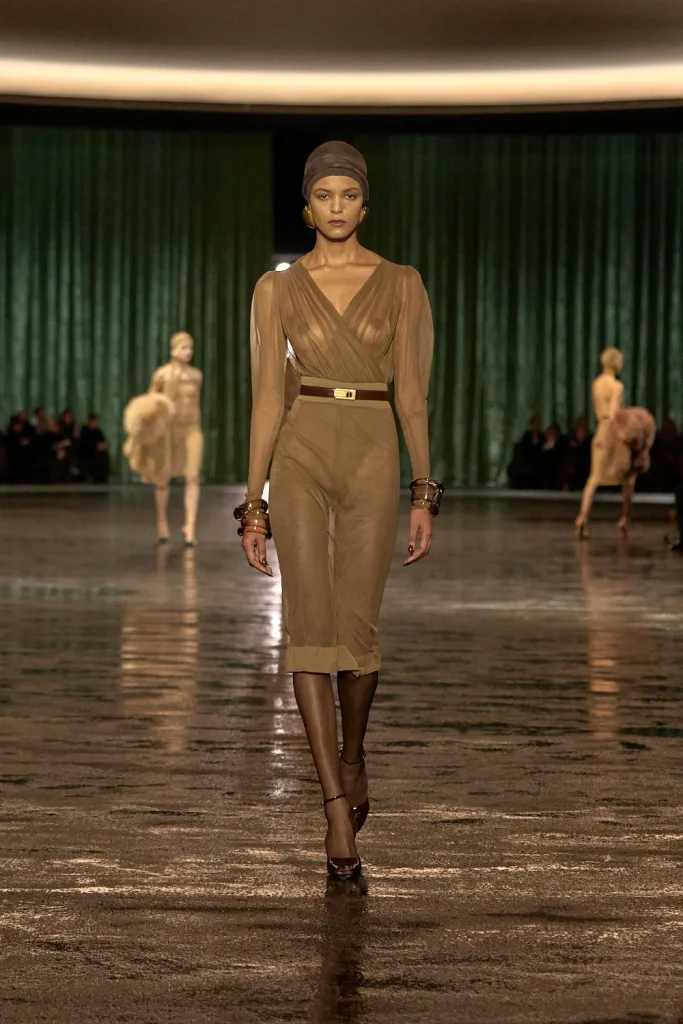 Saint Laurent1809