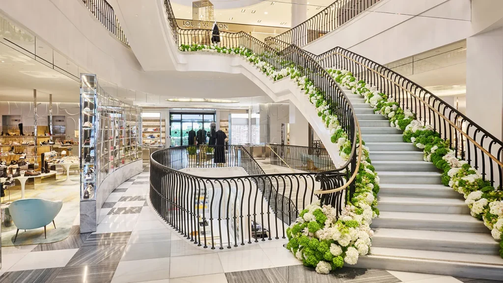 トム・ブラウン(Thom Browne)、高級百貨店のサックスと提携しカプセルコレクションを発表 3 Thom Browne
