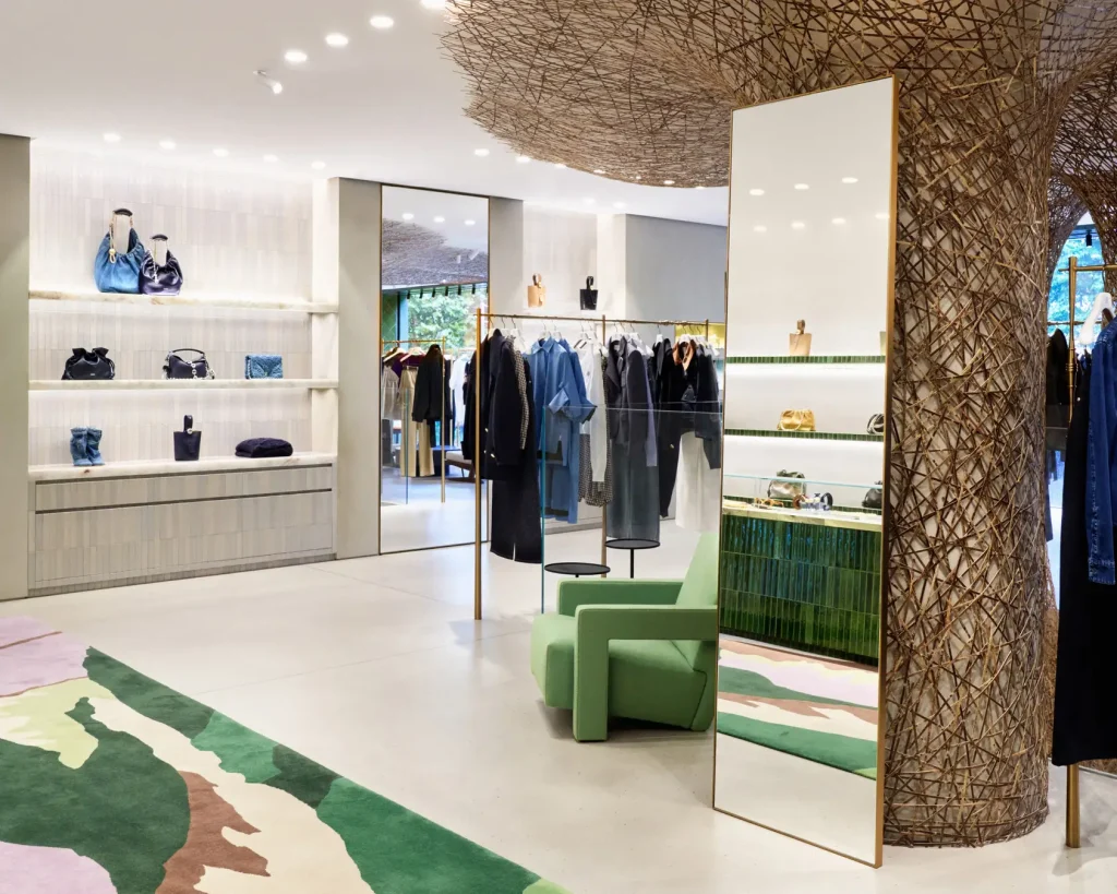 Courtesy of Casa Loewe