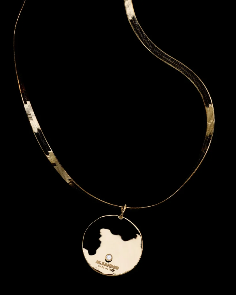 ジル サンダー(Jil Sander)、初のファインジュエリーコレクションを発表 8 JS FINE JEWELRY CROPS PROJECT PAGE AG 241205 11