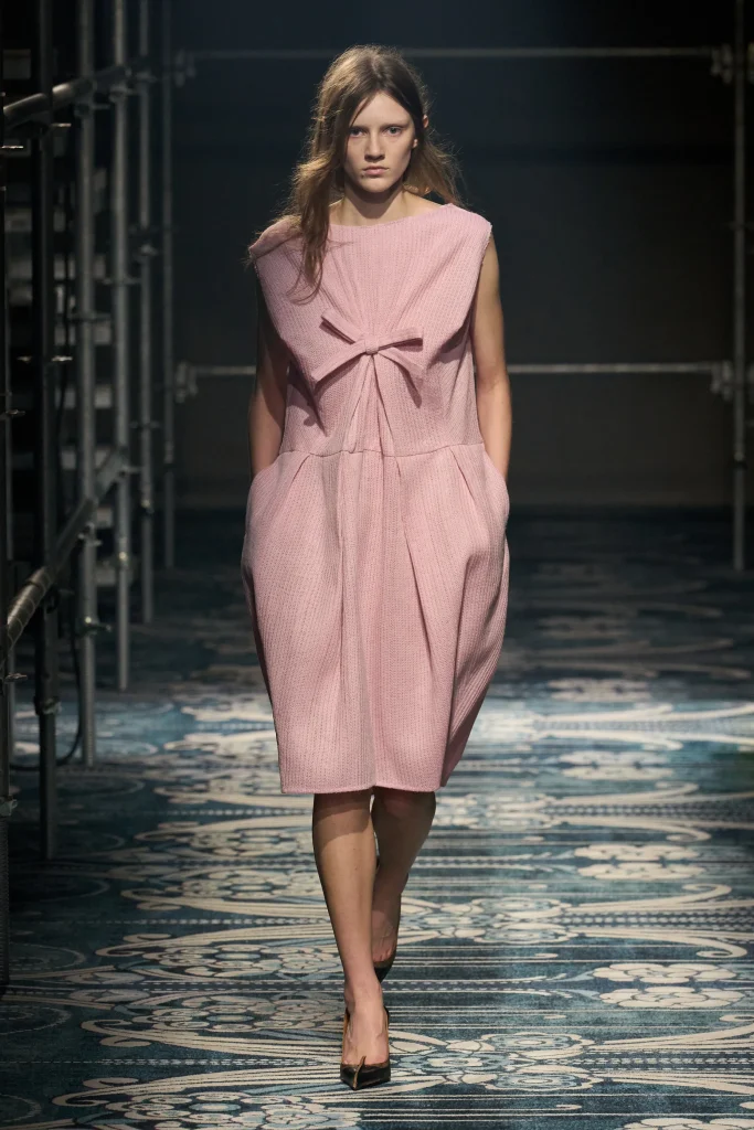 00016 prada fall 2025 ready to wear