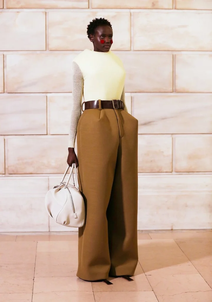 Marc Jacobs Spring 25 LOOK 03