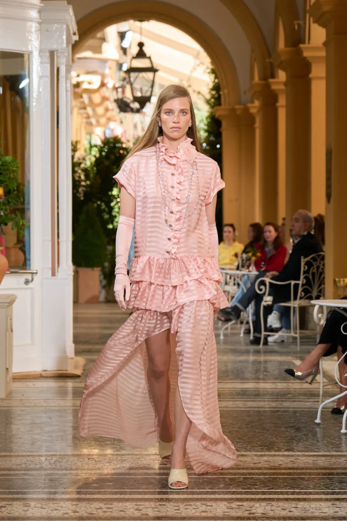 シャネル(Chanel) 2026年クルーズコレクションーコモ湖「ヴィラ・デステ」に響く、夏の旋律 30 00048 chanel resort 2026