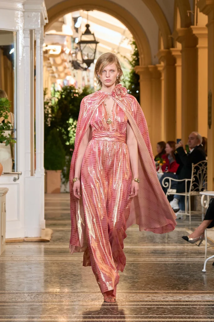 シャネル(Chanel) 2026年クルーズコレクションーコモ湖「ヴィラ・デステ」に響く、夏の旋律 32 00054 chanel resort 2026