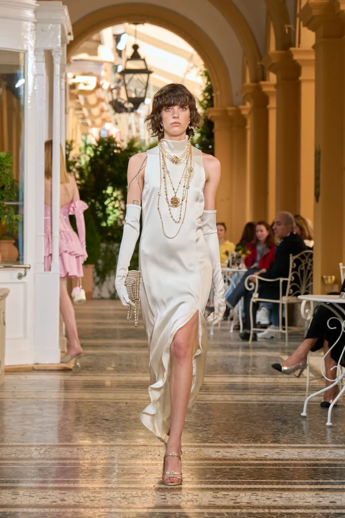シャネル(Chanel) 2026年クルーズコレクションーコモ湖「ヴィラ・デステ」に響く、夏の旋律 38 00069 chanel resort 2026