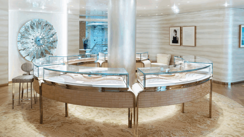 ティファニー(Tiffany & Co.)、メキシコシティに新旗艦店をオープン ─ラテンアメリカ初の「ブルーボックス・カフェ」も併設 11 4 1