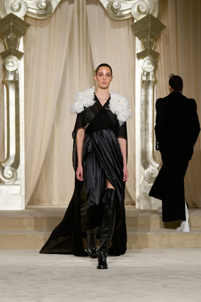 シャネル(Chanel)、110周年を祝う『2025年秋冬オートクチュールコレクション』を発表 21 00043 chanel fall 2025 couture