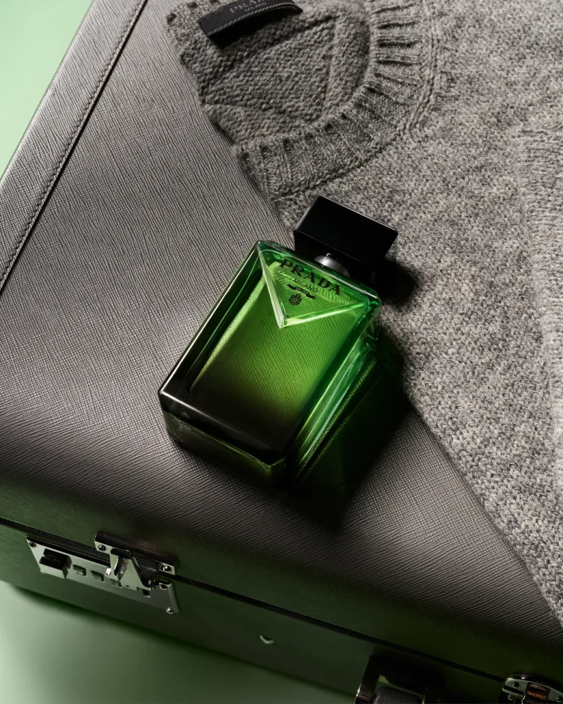 プラダ ビューティ(Prada Beauty)、新メンズフレグランス「プラダ パラダイム」をローンチ 4 Prada