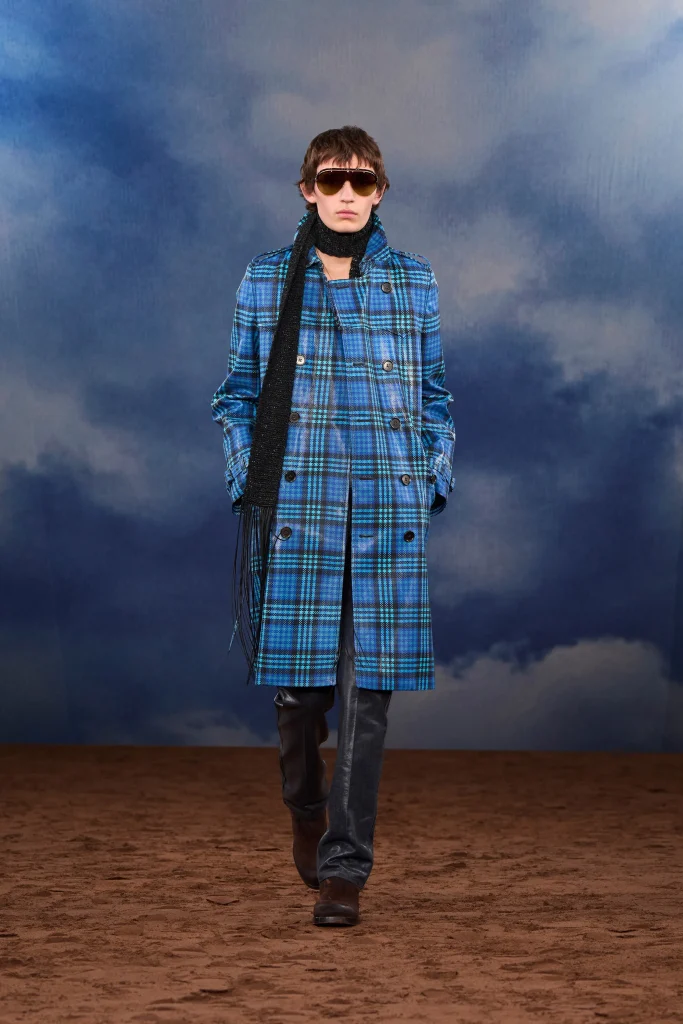 バーバリー(Burberry)、音楽とファッションが共鳴する2026年サマーコレクションを発表 19 00011 burberry spring 2026 ready to wear