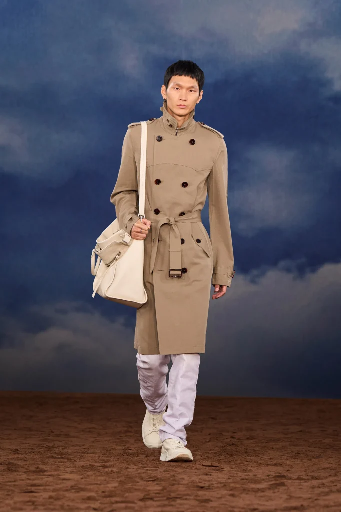 バーバリー(Burberry)、音楽とファッションが共鳴する2026年サマーコレクションを発表 20 00023 burberry spring 2026 ready to wear