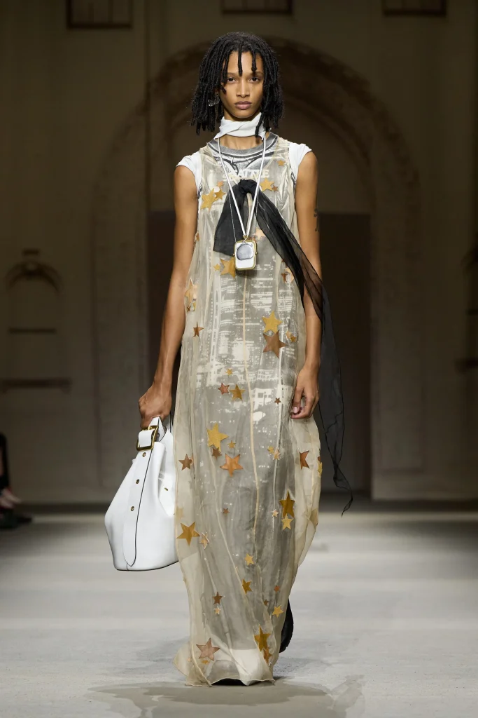 コーチ(COACH)2026年春夏コレクションー ニューヨークに息づく都市の記憶と夢 19 00040 coach spring 2026 ready to wear