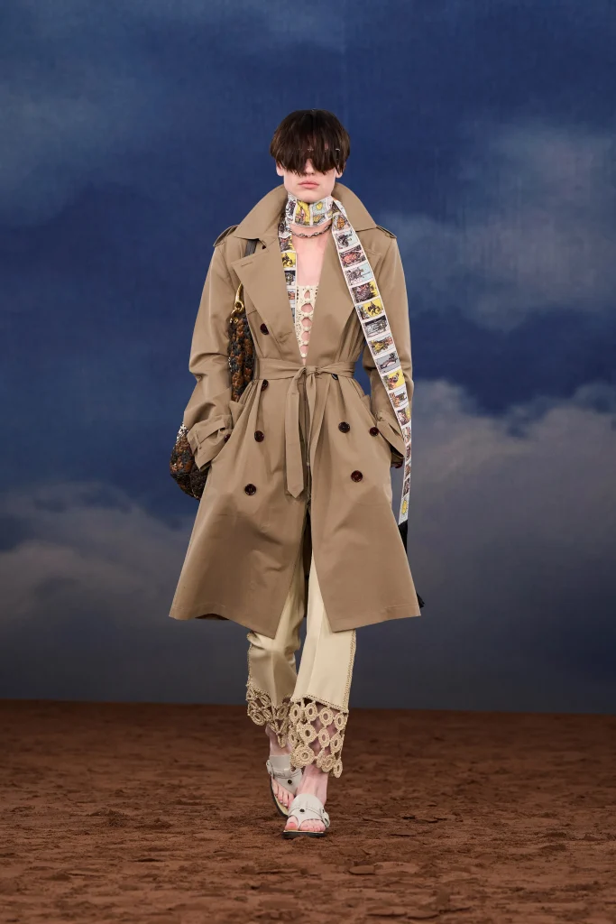 バーバリー(Burberry)、音楽とファッションが共鳴する2026年サマーコレクションを発表 17 00044 burberry spring 2026 ready to wear