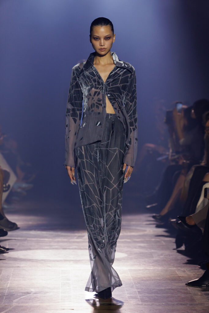 グレース リン(Grace Ling)2026年春夏コレクション─ 未来の遺物としてのモード 13 Grace Ling nyfw ss26 Look 04