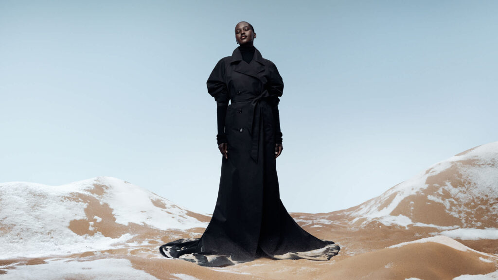モンクレール(Moncler)、エドワード・エニンフルとの初コラボコレクションを発表 8 MONCLER X EE72 BY EDWARD ENNINFUL 000001