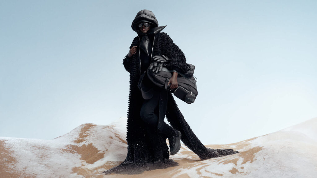 モンクレール(Moncler)、エドワード・エニンフルとの初コラボコレクションを発表 6 MONCLER X EE72 BY EDWARD ENNINFUL 000003