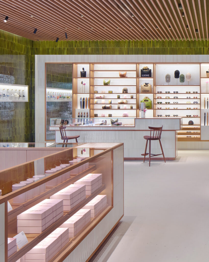 ロエベ(Loewe)、銀座に日本最大規模の新旗艦店「カサロエベ」をオープン 13 lwgf 287 rev2 4x5