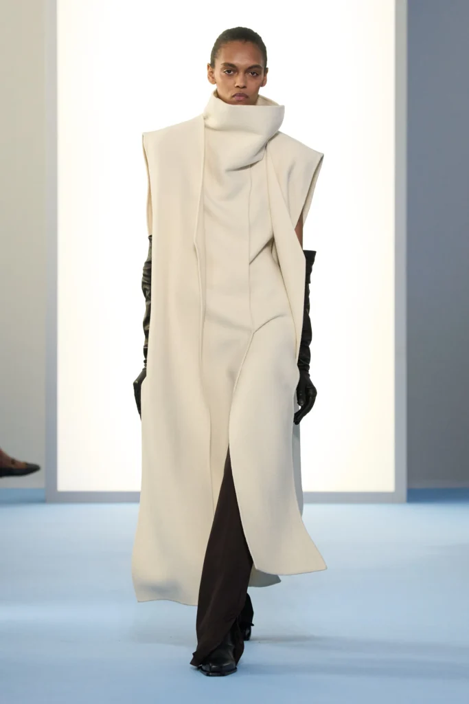 スポーツマックス(Sportmax)2026年秋冬:変化を纏う女性のための"ダイナミズム" 14 00001 sportmax fall 2026 ready to wear