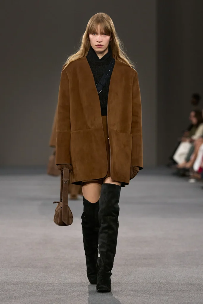 マックス マーラ(Max Mara)2026年秋冬:ヘリテージを纏う新時代の女性像 16 00005 max mara fall 2026 ready to wear 1