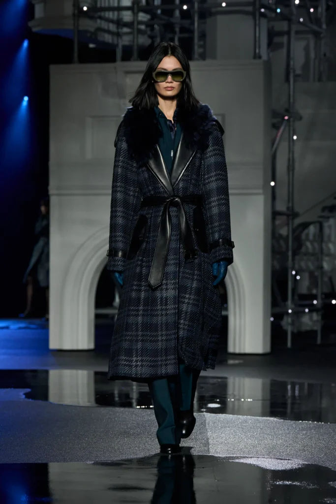 バーバリー(Burberry)、ダニエル・リーが描く“外へ出るための”2026年秋冬 20 00008 burberry fall 2026 ready to wear