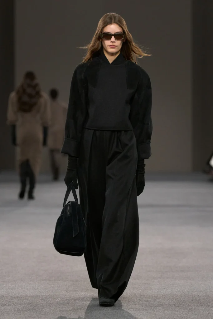 マックス マーラ(Max Mara)2026年秋冬:ヘリテージを纏う新時代の女性像 17 00014 max mara fall 2026 ready to wear 1