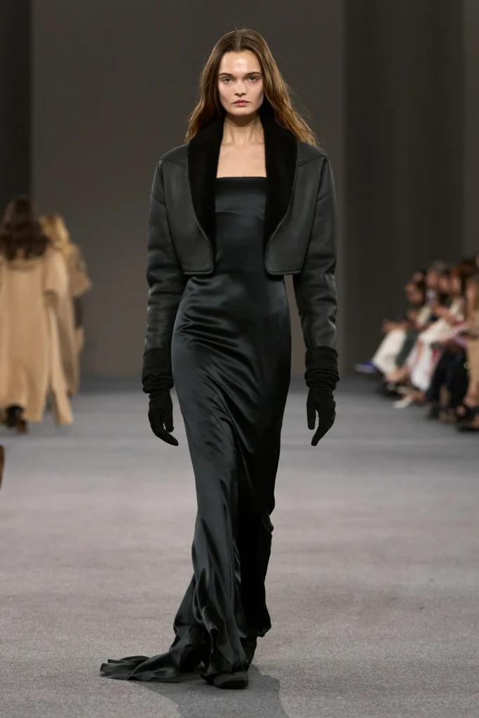 マックス マーラ(Max Mara)2026年秋冬:ヘリテージを纏う新時代の女性像 26 00046 max mara fall 2026 ready to wear 1