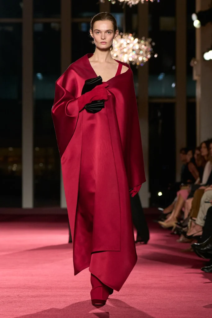 マイケル・コースコレクション(Michael Kors Collection)2026年秋冬が捧げる、ニューヨーク・シティへのオマージュ 31 00058 michael kors collection fall 2026 ready to wear