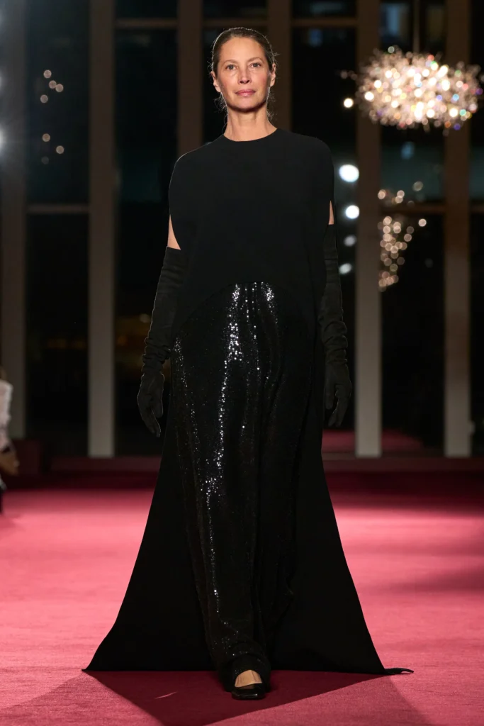 マイケル・コースコレクション(Michael Kors Collection)2026年秋冬が捧げる、ニューヨーク・シティへのオマージュ 40 00065 michael kors collection fall 2026 ready to wear