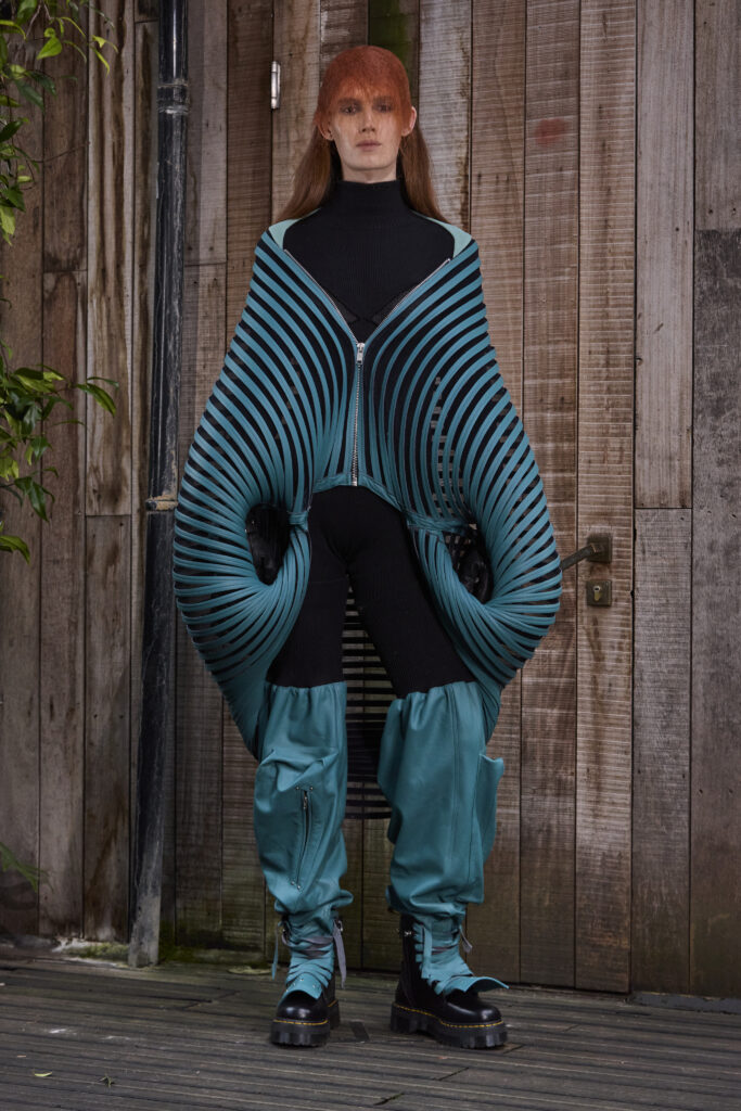 レオ プロスマン(Leo Prothmann)、2026年秋冬コレクション「CABAÑA」を発表 20 LeoProthman AW26 Look20