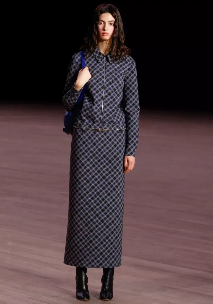 マーク ジェイコブス(Marc Jacobs)、記憶と向き合う2026年秋冬コレクション 14 SP26 LOOK 07