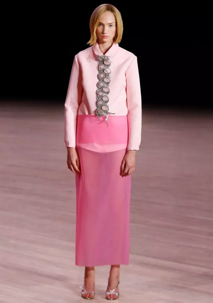 マーク ジェイコブス(Marc Jacobs)、記憶と向き合う2026年秋冬コレクション 18 SP26 LOOK 32
