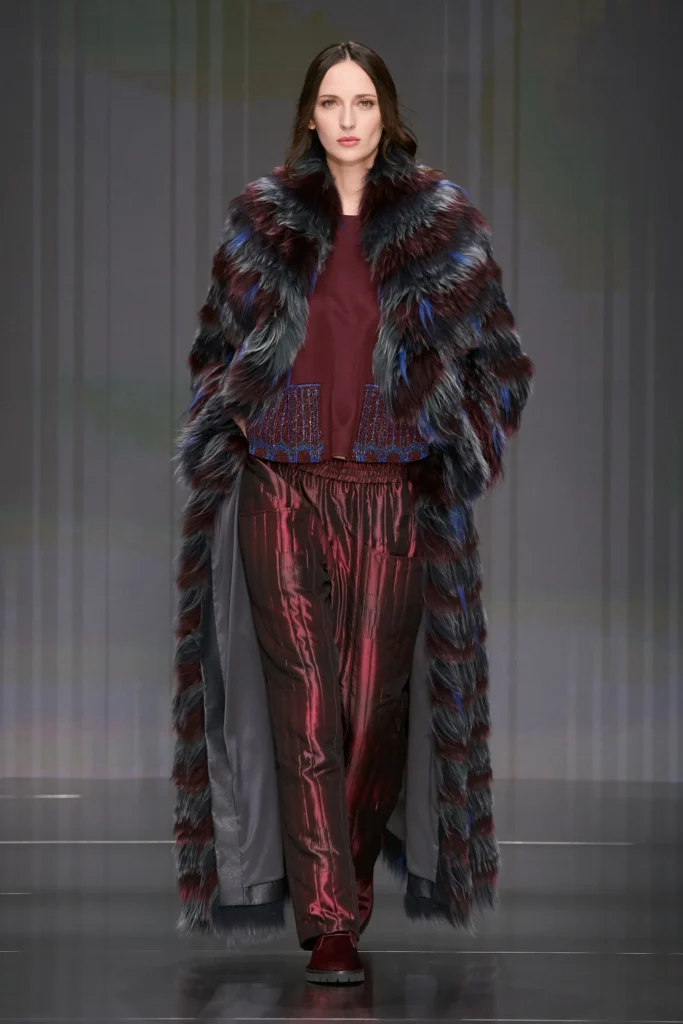 ジョルジオ アルマーニ(Giorgio Armani)2026年秋冬:静けさの中に宿る、新たなエレガンス 24 00026 giorgio armani fall 2026 ready to wear