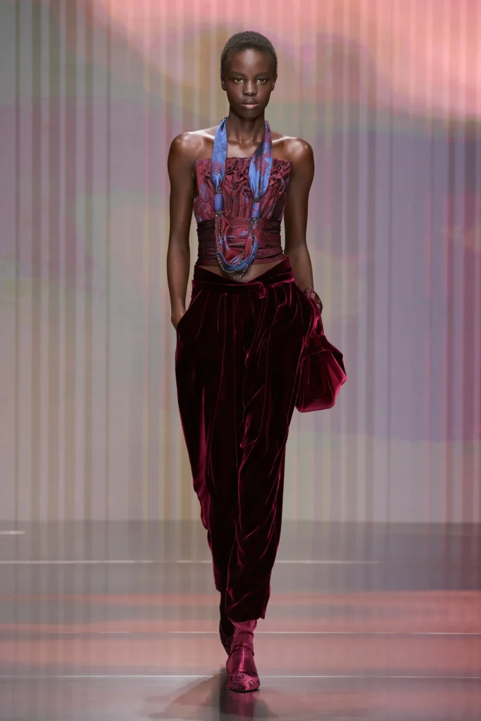 ジョルジオ アルマーニ(Giorgio Armani)2026年秋冬:静けさの中に宿る、新たなエレガンス 27 00050 giorgio armani fall 2026 ready to wear