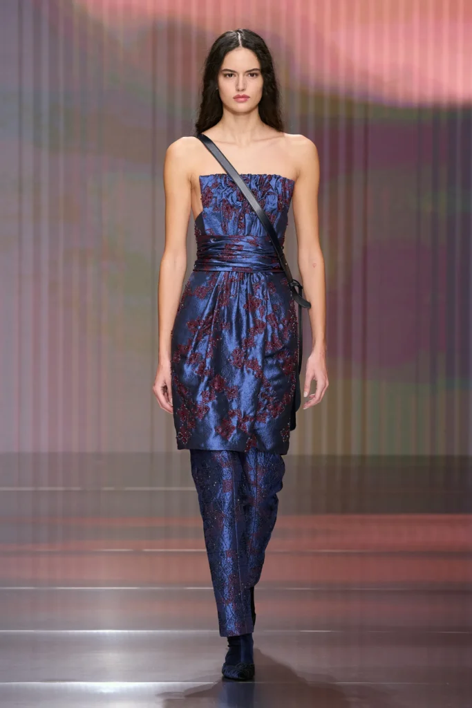ジョルジオ アルマーニ(Giorgio Armani)2026年秋冬:静けさの中に宿る、新たなエレガンス 28 00056 giorgio armani fall 2026 ready to wear