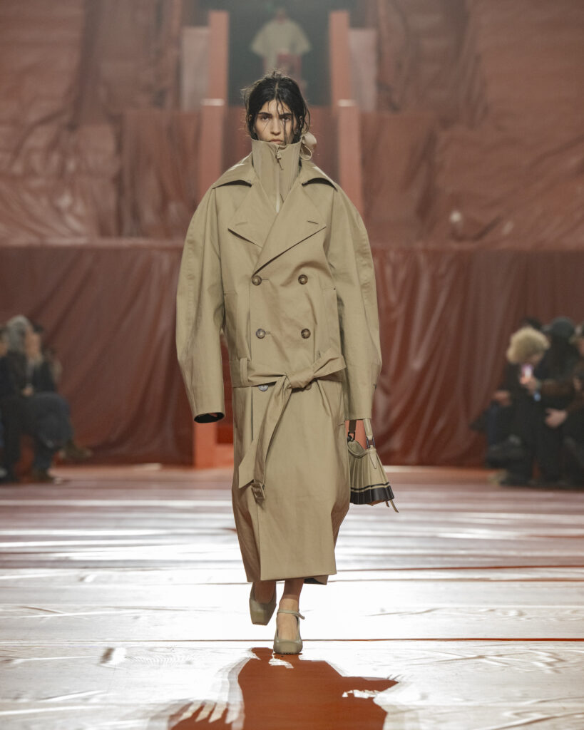 ラコステ(Lacoste)2026年秋冬:1923年の記憶が、モードへと昇華 20 LOOK1