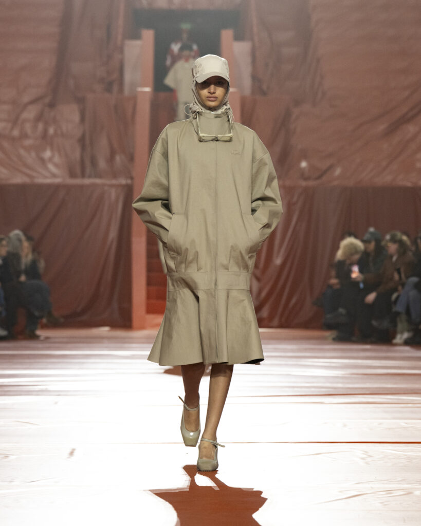 ラコステ(Lacoste)2026年秋冬:1923年の記憶が、モードへと昇華 24 LOOK2