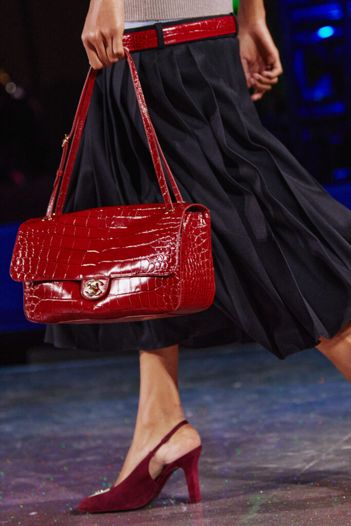 シャネル(CHANEL)2026年秋冬:世界中を熱狂させるブレイジーの第二章 26 chanel fall winter 2026 37 2 HD