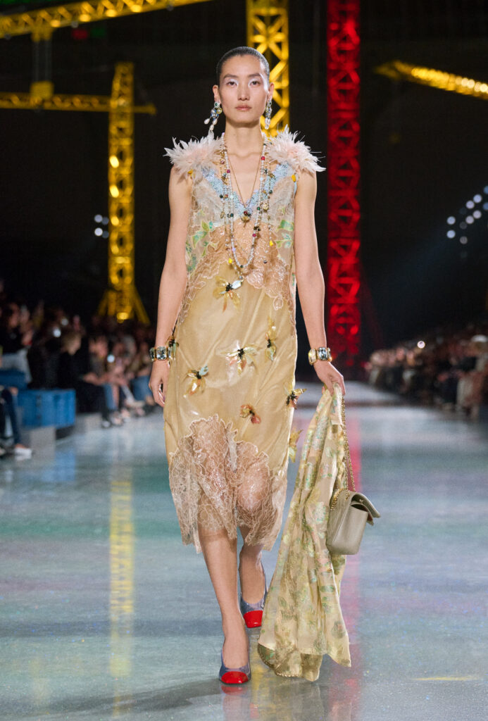 シャネル(CHANEL)2026年秋冬:世界中を熱狂させるブレイジーの第二章 24 chanel fw26 copyright chanel look 70 1 HD