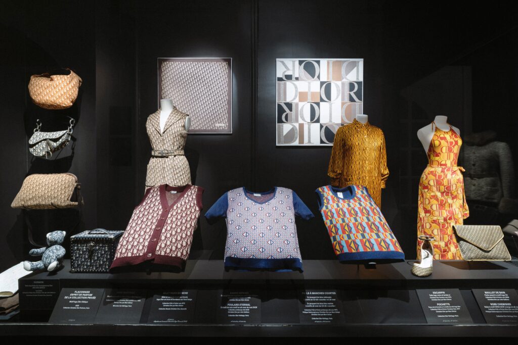 ディオール(Dior)、創設者の原点を辿る『Christian Dior. Memories of Childhood』展をフランスのグランヴィルで開催 7 sub2 6
