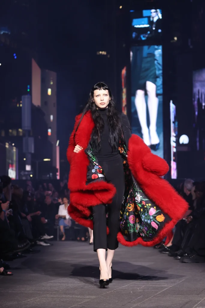 00017 gucci resort 2027
