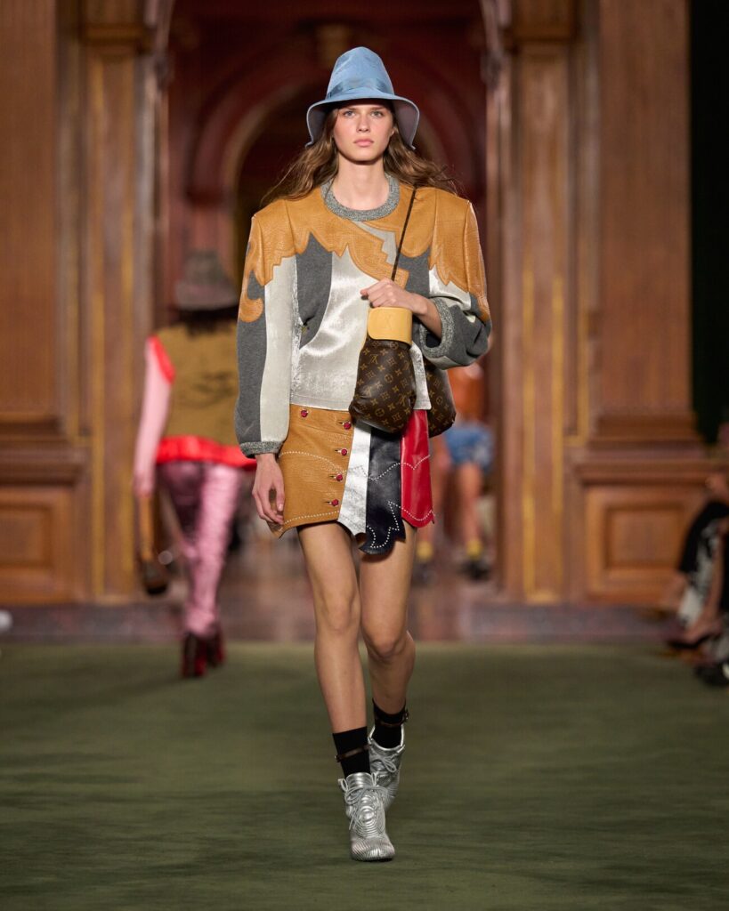 Look 08