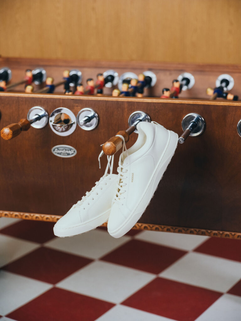 MACKAGE WC STILL LIFE 2