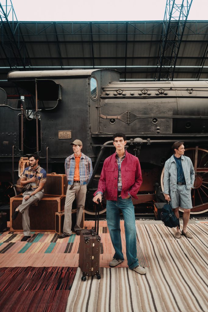 エトロ(ETRO)、2027年春夏メンズ「Extraordinary Journeys」:旅と自由な精神を再解釈 6 ETROSS27 ON MODELS 4