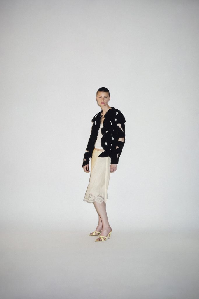 KHAITE R27 LOOKBOOK HANNA TVEITE LOOK 15 1 MVE LO RES 2X3