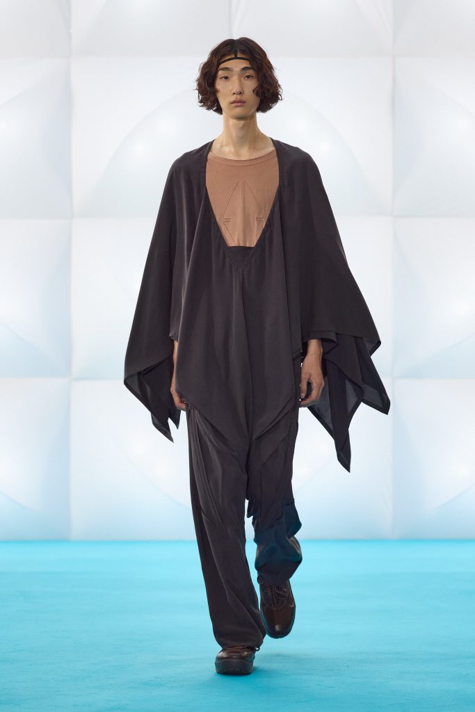 Kikokostadinov ss27 runway press look003