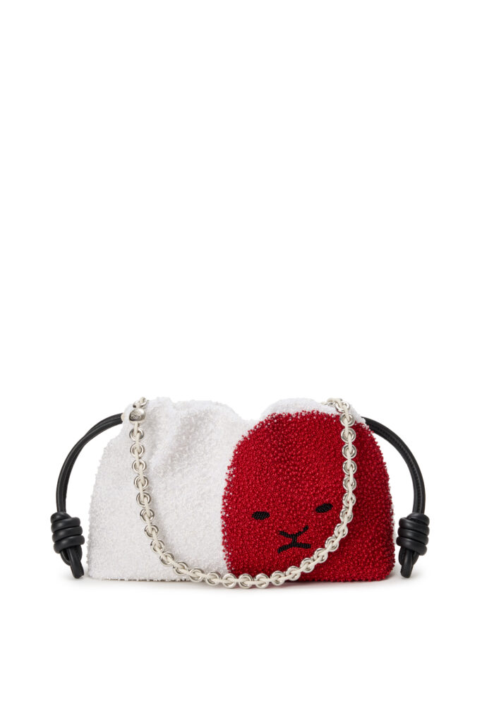 ロエベ(LOEWE)、創業180周年を記念したグローバルキャンペーンを発表 17 LOEWE 180 ANNIVERSARY MEDIUM FLAMENCO PURSE IN BEADED LEATHER