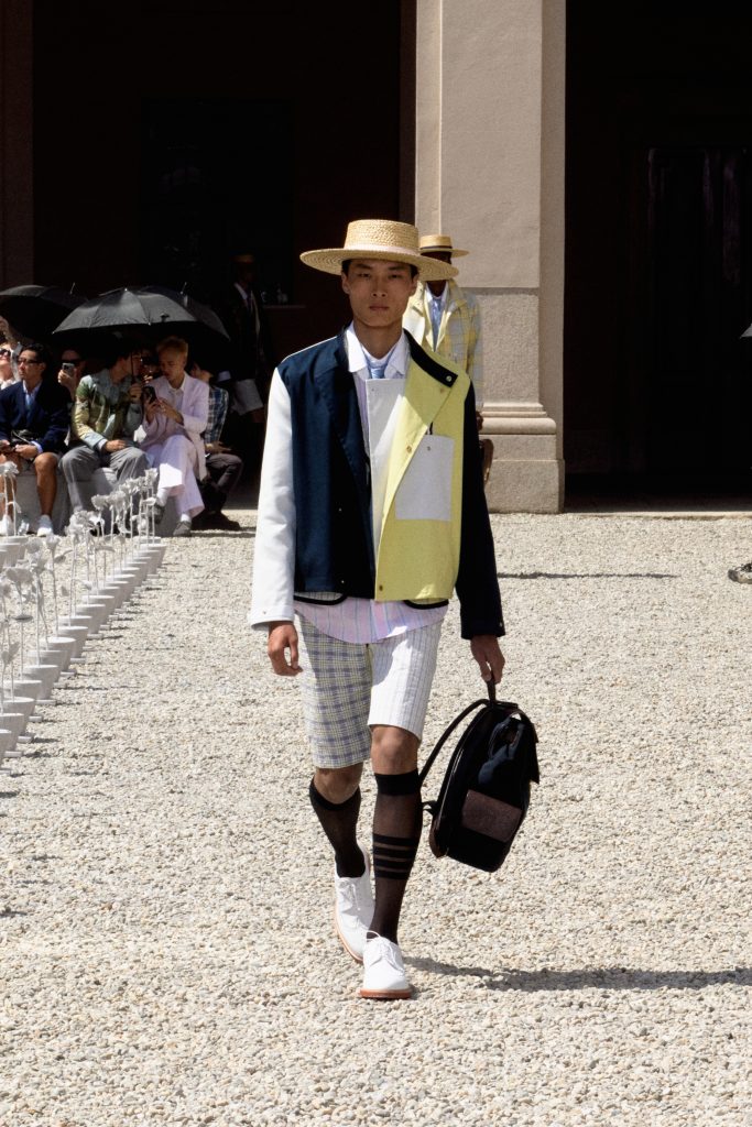 トム ブラウン(Thom Browne)2027年春夏:ミラノで咲いた“春の庭園”、軽やかに進化するブランドコード 18 LOOK 25 2x3