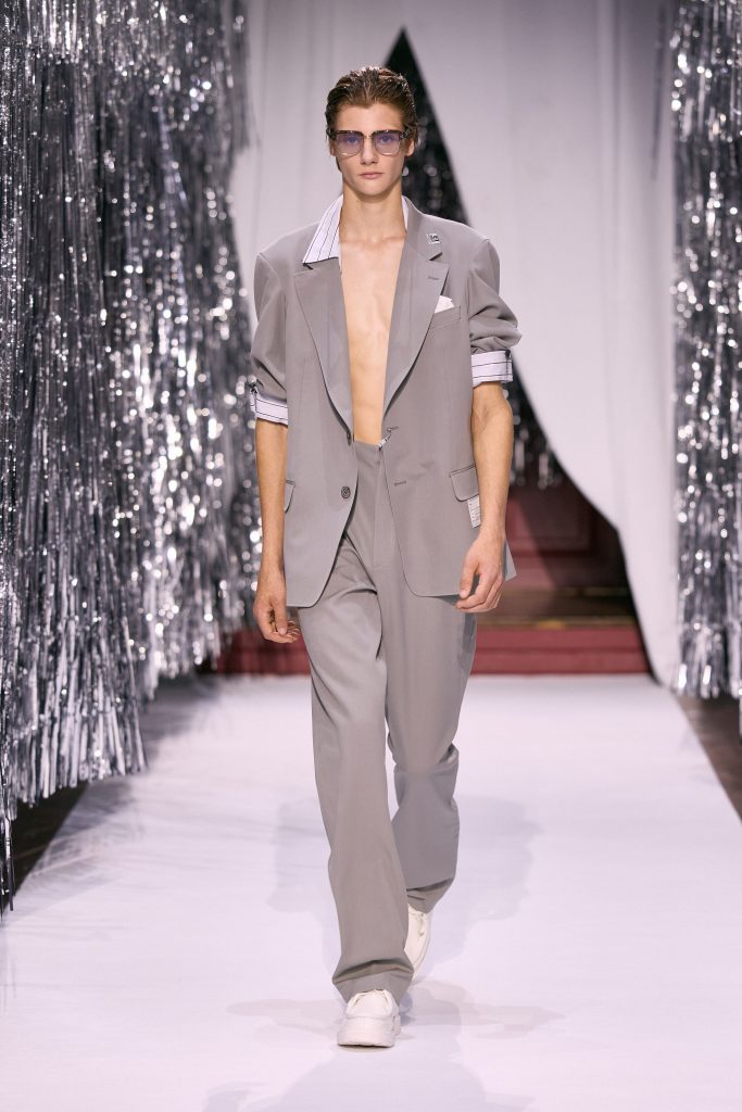 MMY 27SS 01
