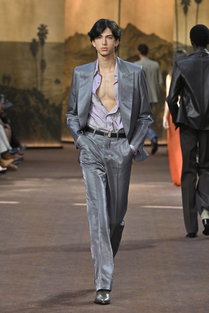 VOGUE 2732x4098 LOOK 39