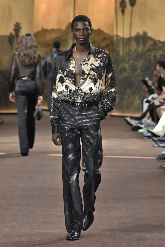 VOGUE 2732x4098 LOOK 62
