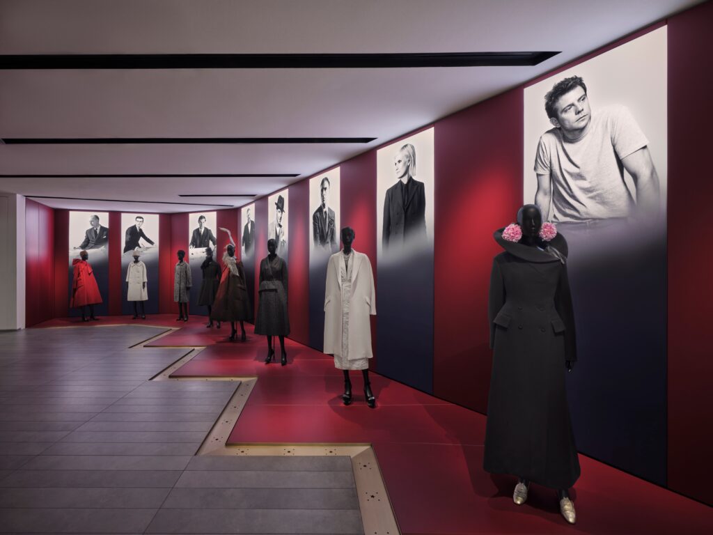 ディオール(Dior)、ジョナサン・アンダーソン時代を含む新たな回顧展をラ ギャラリー ディオールで開催 7 main 9